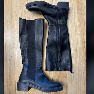 Enzo Tesoti Boots Womens 39 / 8.5 Side Zip Tall Chelsea Boots Black Leather